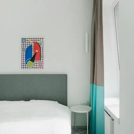 Apartment Avenue *